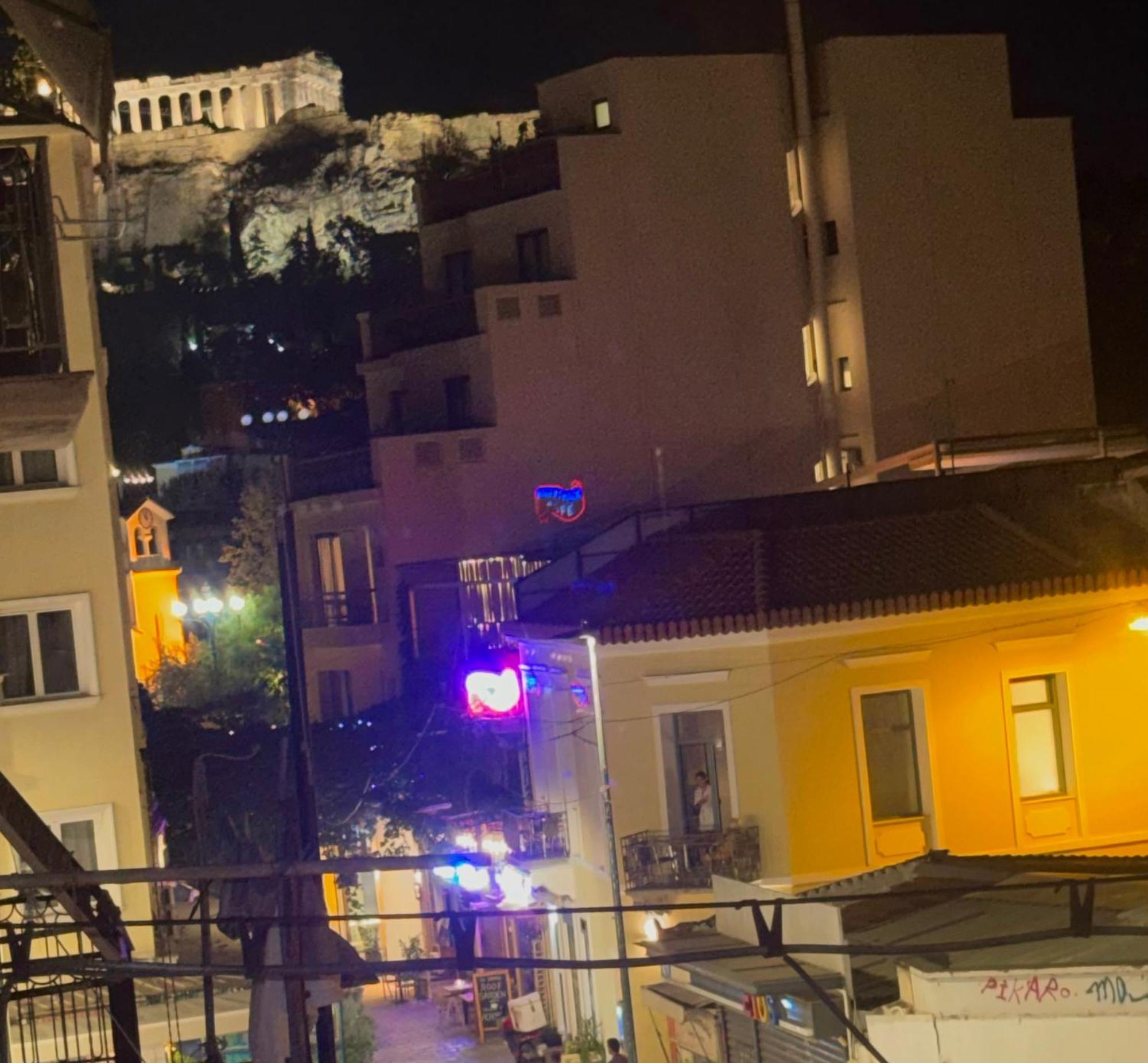 Grace Apartment Next To The Akropolis Atenas Exterior foto