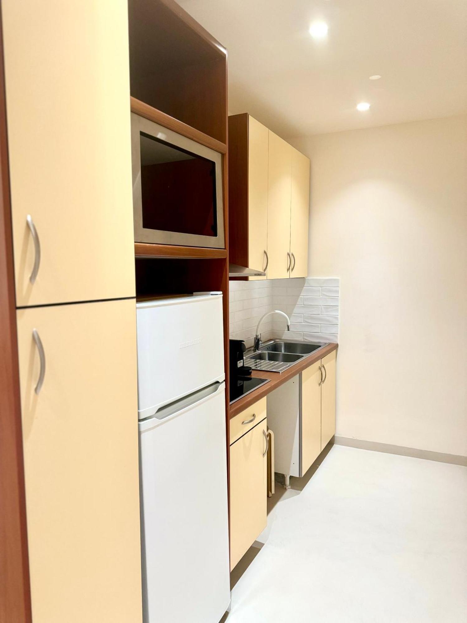 Grace Apartment Next To The Akropolis Atenas Exterior foto