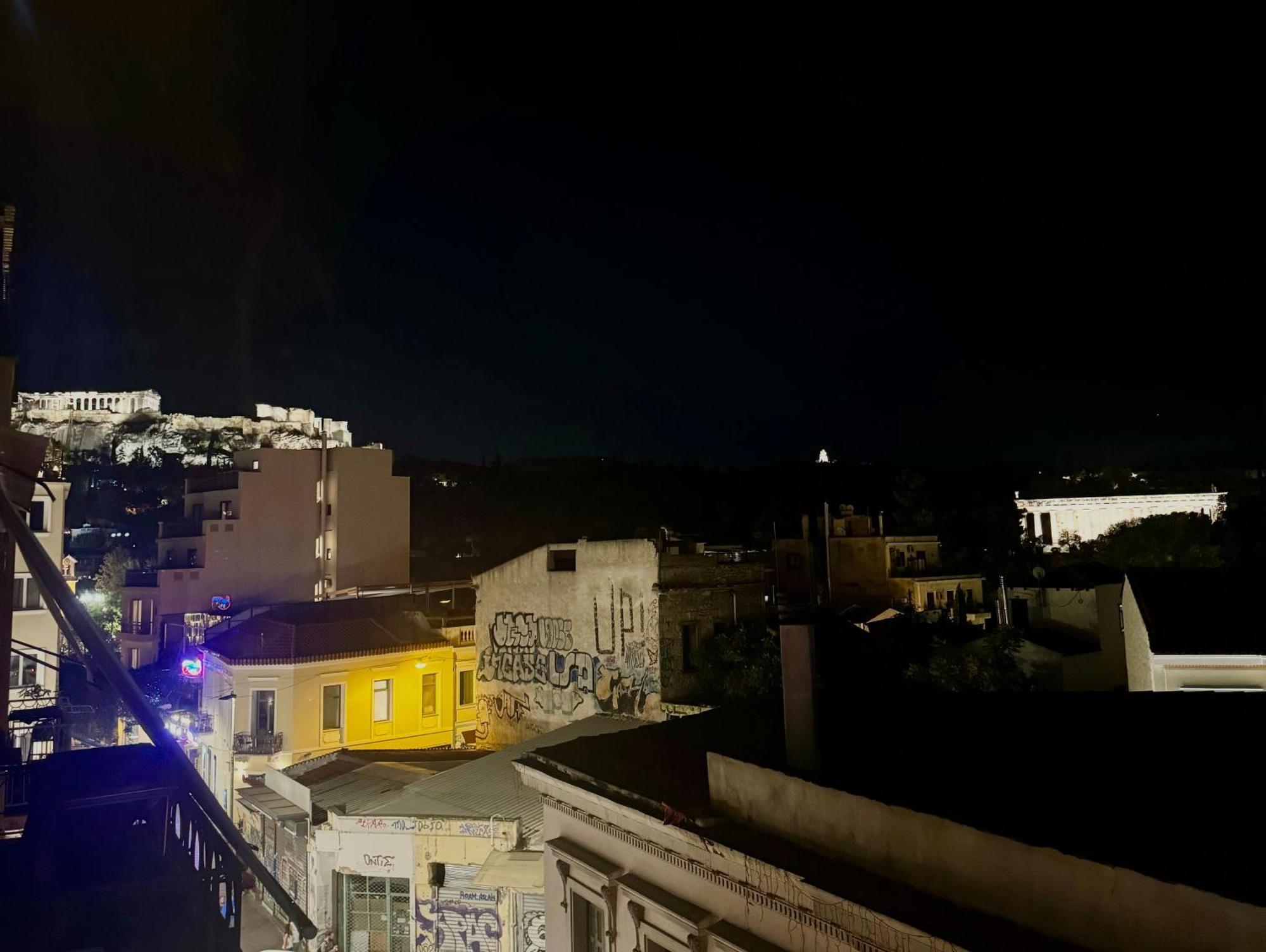 Grace Apartment Next To The Akropolis Atenas Exterior foto